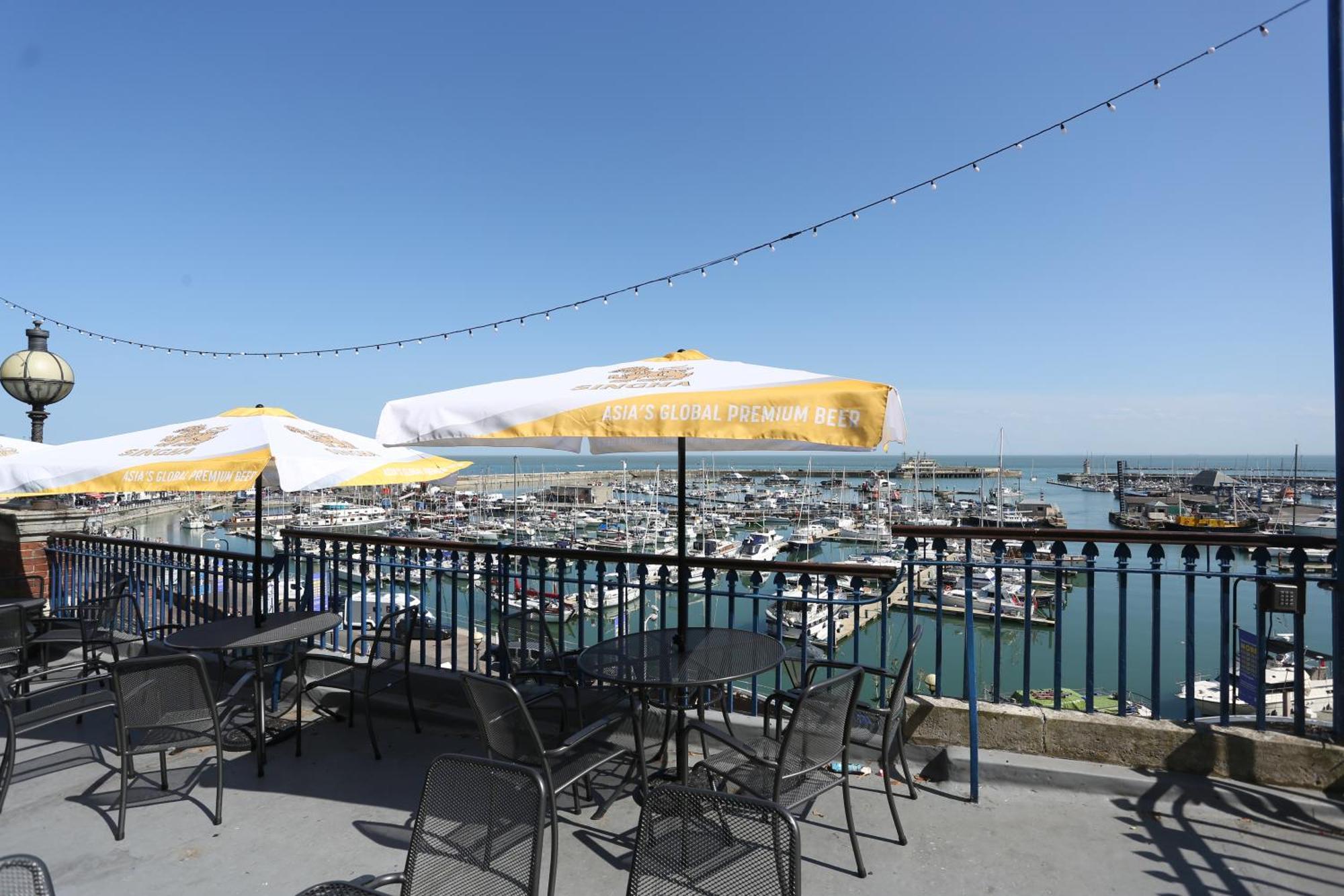 Royal Temple Yacht Club Hotel Ramsgate Exterior photo