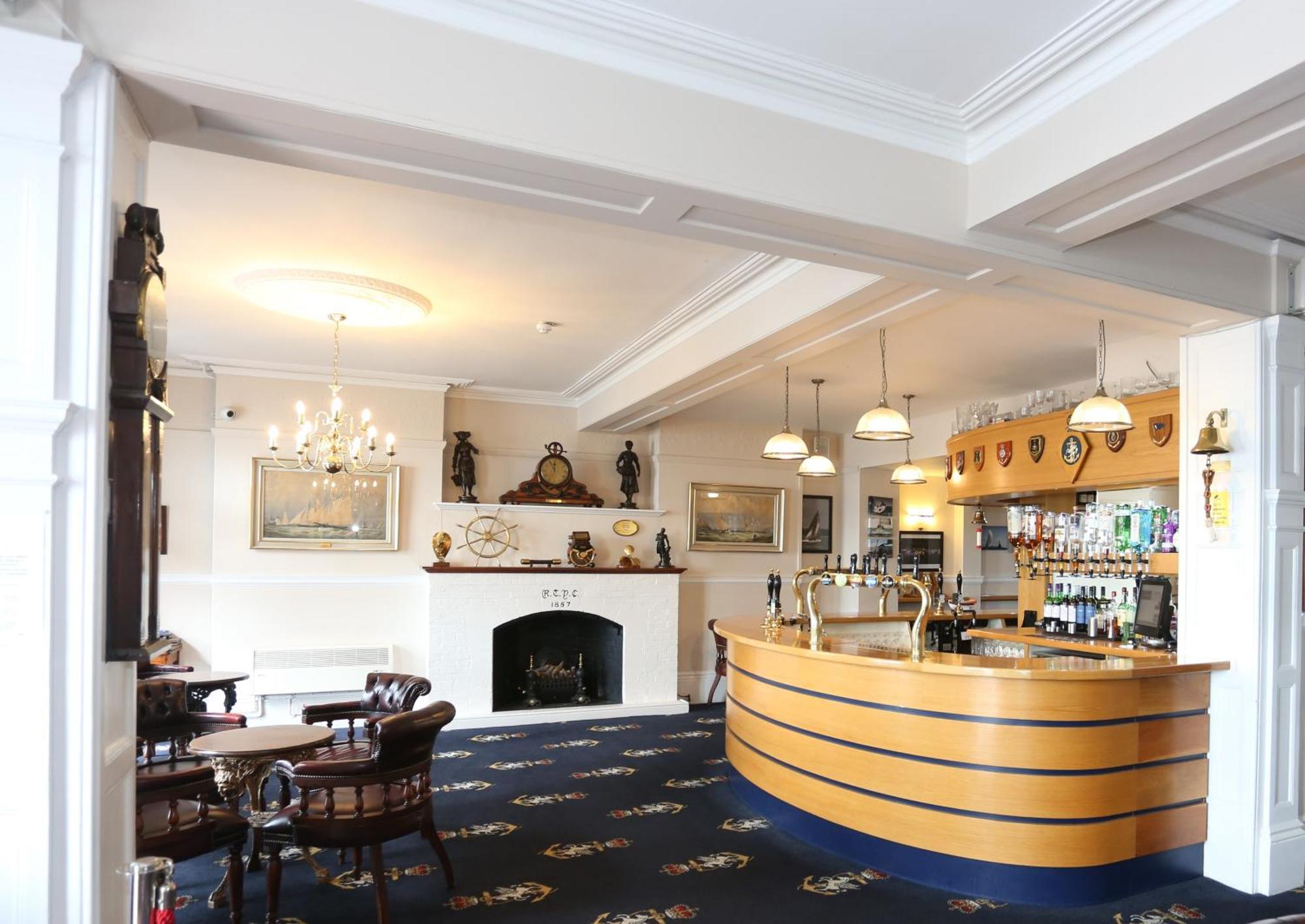 Royal Temple Yacht Club Hotel Ramsgate Exterior photo