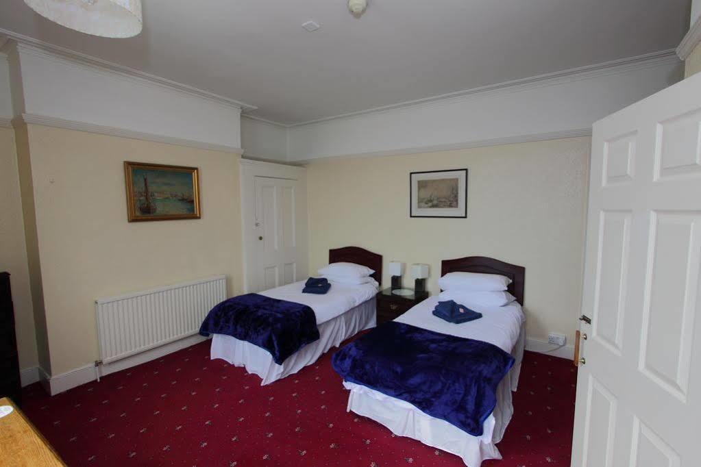 Royal Temple Yacht Club Hotel Ramsgate Exterior photo